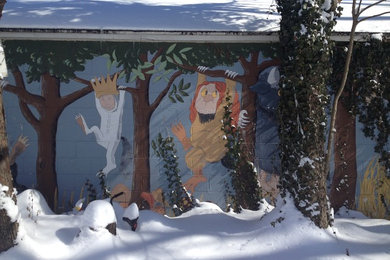 A colorful mural livens up a backyard