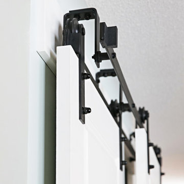 Contemporary Farmhouse with an Eclectic Twist