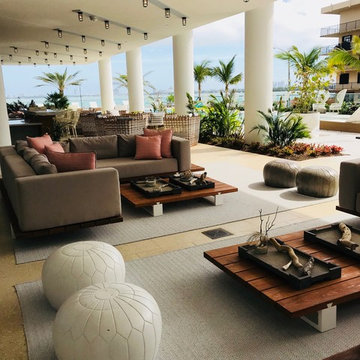 Biscayne Bay, Miami, Condo Complex