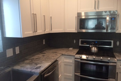 Example of a classic kitchen design in Omaha