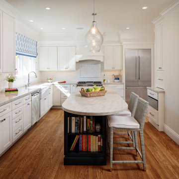 Bellevue Ave Designed by Kathy Smith