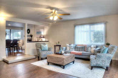 Inspiration for a contemporary living room remodel in Los Angeles