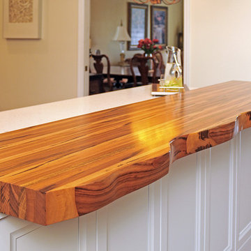 BAM! Exceptional transitional kitchen