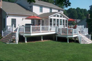 This is an example of a traditional deck in Atlanta.
