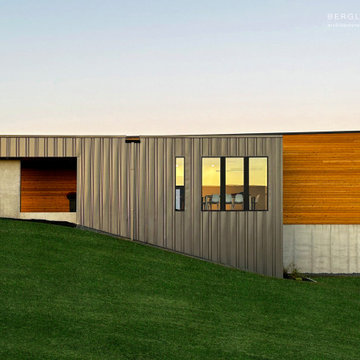Aero + Vista Retreat