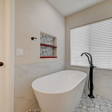 Contemporary Spa Suite In Winchester