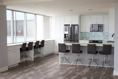 Kitchen - kitchen idea in Los Angeles
