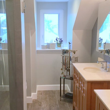 Thacker's Bathroom