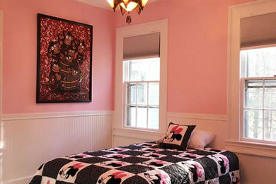 Bedroom - large eclectic carpeted and gray floor bedroom idea in DC Metro with pink walls