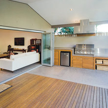 Outdoor Kitchen