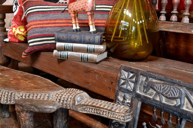 Example of an eclectic living room design in Phoenix