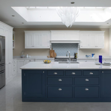 Ashtead Traditional Painted Shaker Kitchen