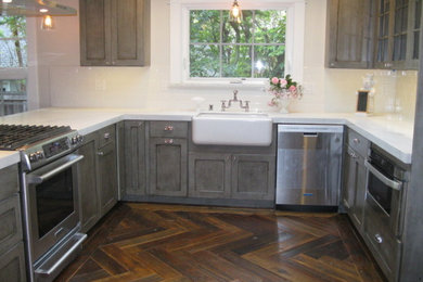 Example of a farmhouse kitchen design in San Francisco