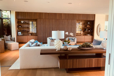 Inspiration for a family room remodel in Hawaii
