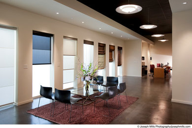 Example of a trendy entryway design in Oklahoma City