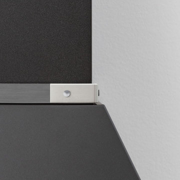 The 2019 Matte Black Heritage Series Hood