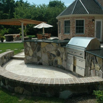 Outdoor Kitchens