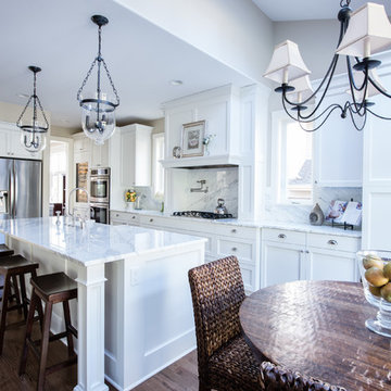 Issaquah Elegant Kitchen