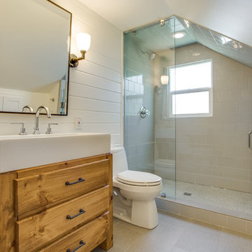 Meadowlake Ave Kids Upstairs Bath Renovation - Lakewood, Dallas, TX