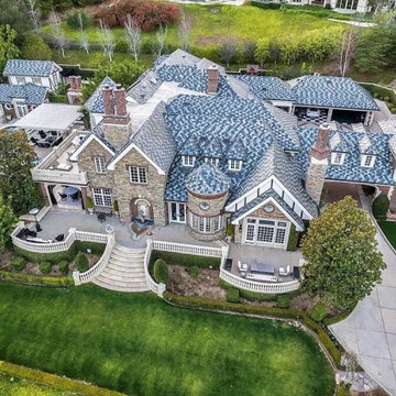 Luxury Builders in Paradise Valley