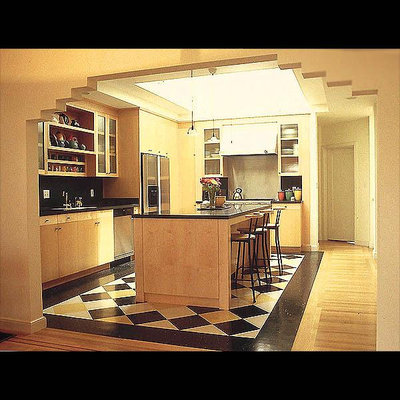Traditional Kitchen by James Hill Architect, AIA