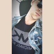 Dylan Golden's photo