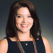 Crystal Yaness billede