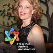 Elisabeth Baker's photo
