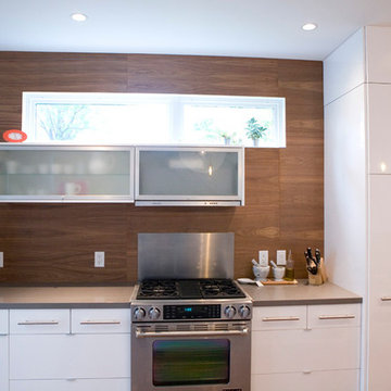B- Line Medium 003 | kitchen