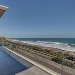 Boomer Beach Framelss Glass - Products