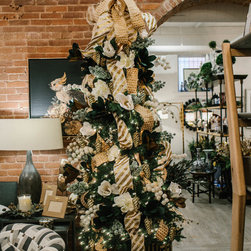 Holiday Decorations - Holiday Decorations