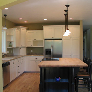 White / Black Farmhouse