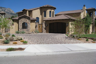 Southwest exterior home photo in Albuquerque