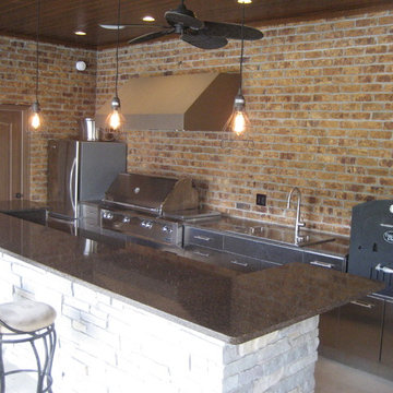 High Point Outdoor Kitchen (Designer: Jerilyn Horn)