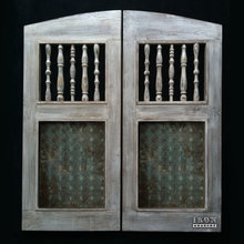 saloon doors