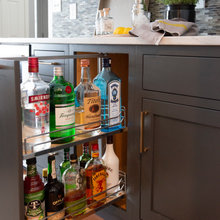 Bar!