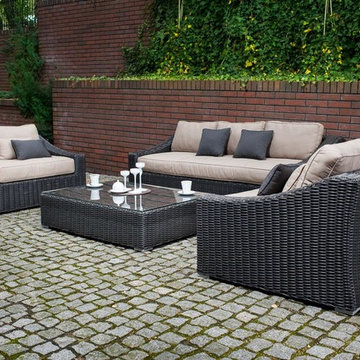 Toja Patio Furniture - Tuscan Couch Set - Red Brick Wall
