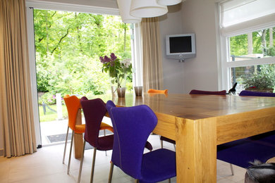 Dining room - contemporary dining room idea in Amsterdam