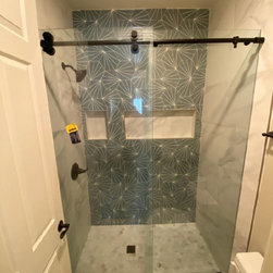 Maple - Yorba Linda - Shower Doors