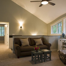 Loft (upstairs)