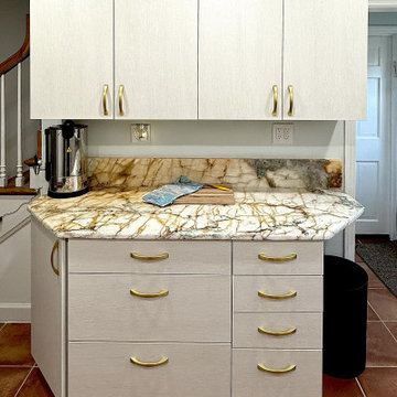 Pops of Color in Compact Kitchen: Turquoise and Terra Cotta