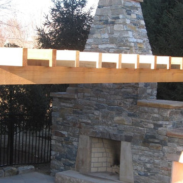 Outdoor Fireplaces / Outdoor Living Spaces