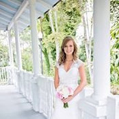 Holly Taylor's photo