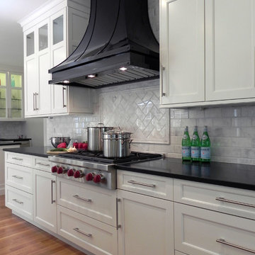 Arnold Kitchen