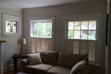 Example of a classic living room design in New York