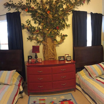 Train themed boy's room