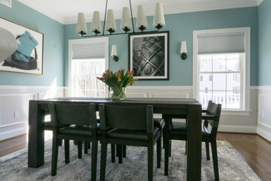 Dining room - large contemporary dining room idea in Bridgeport with blue walls