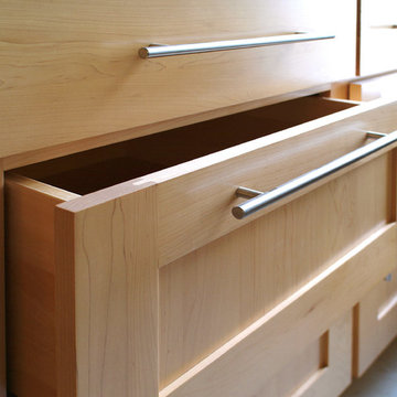 Milport Maple Shaker Cabinets