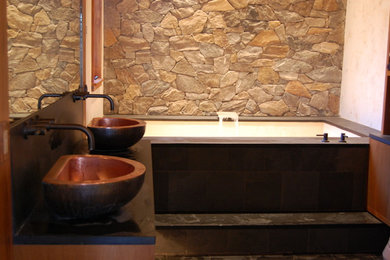 Inspiration for a transitional home design remodel in New York