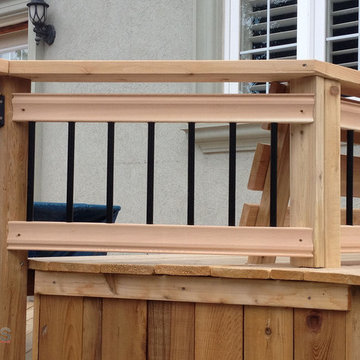 Cedar Deck Half Railing